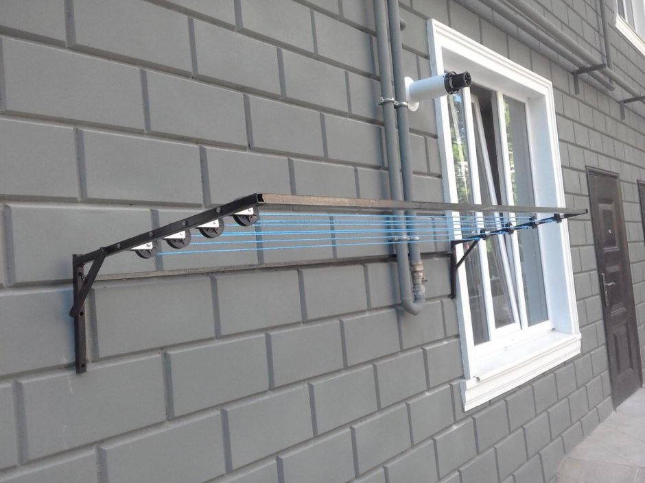 Сушилка для белья на балкон наружная