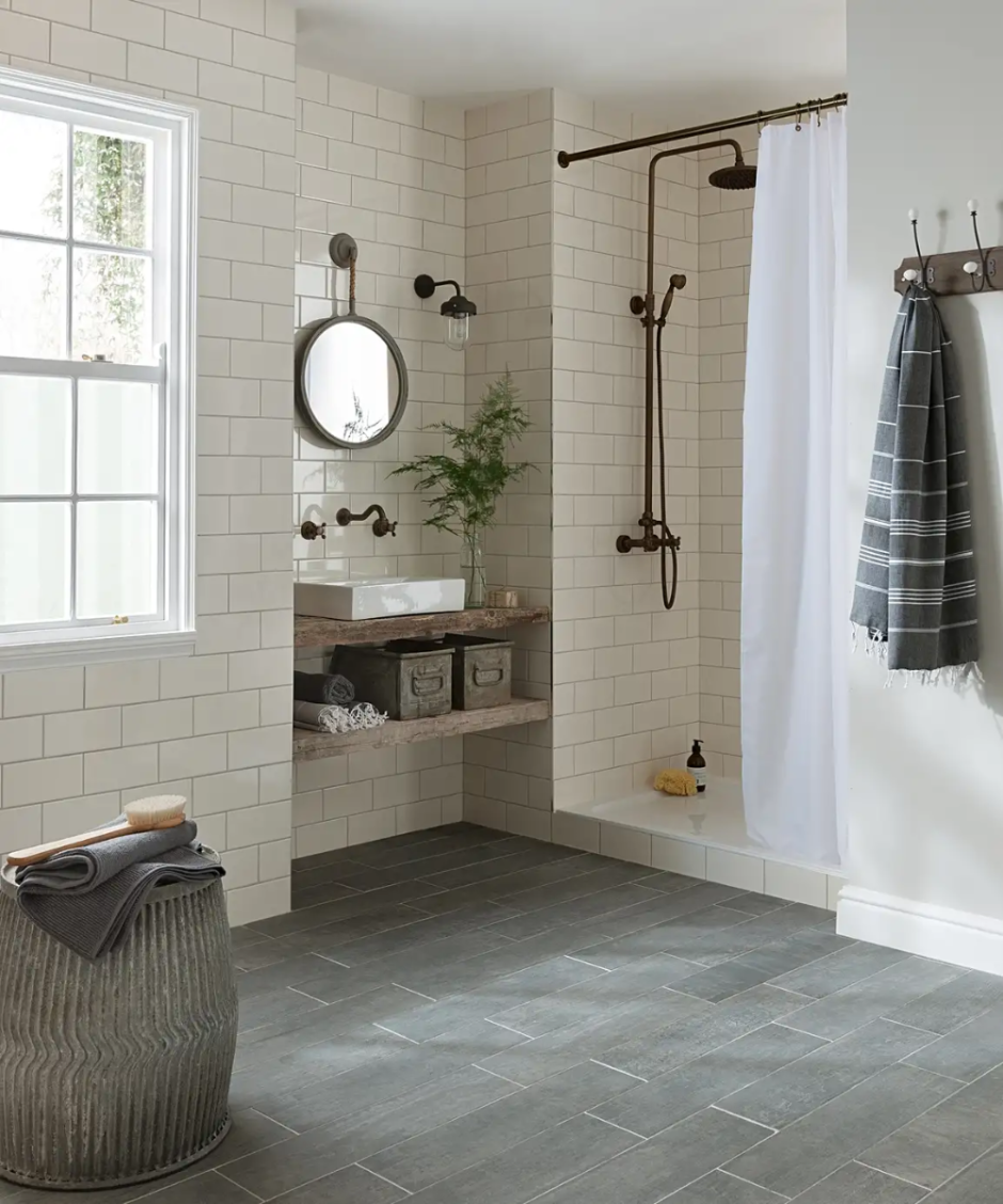 Серая плитка стена