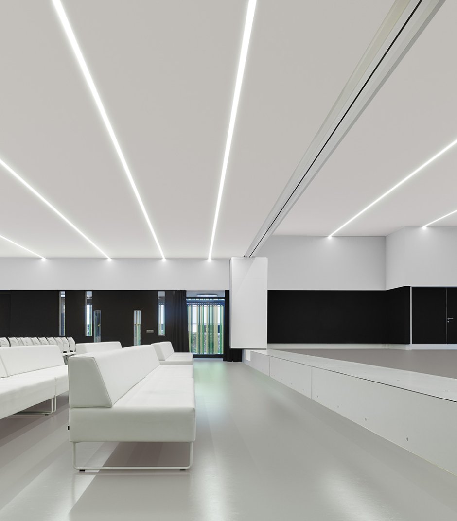 Встроенные линейные светильники