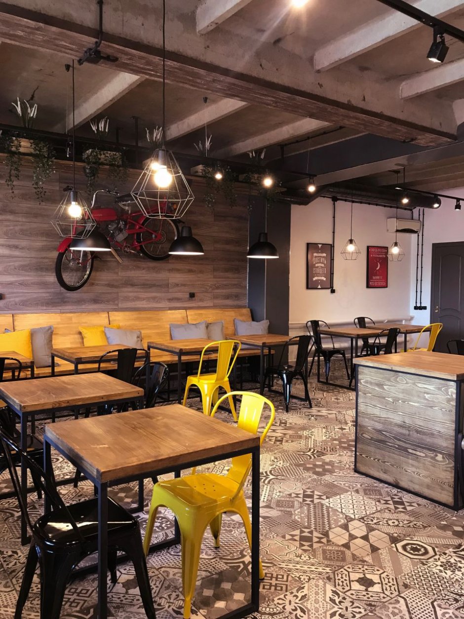 Придорожное кафе интерьер