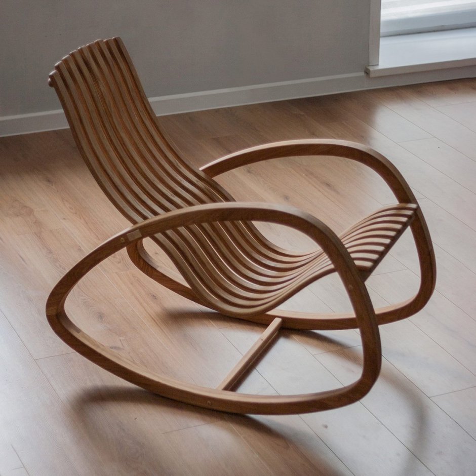 Кресло гнутой древесины