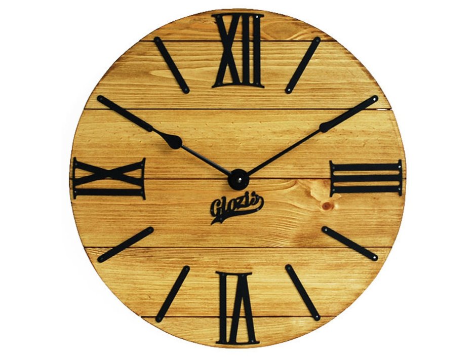 Часы из дерева с логотипом
