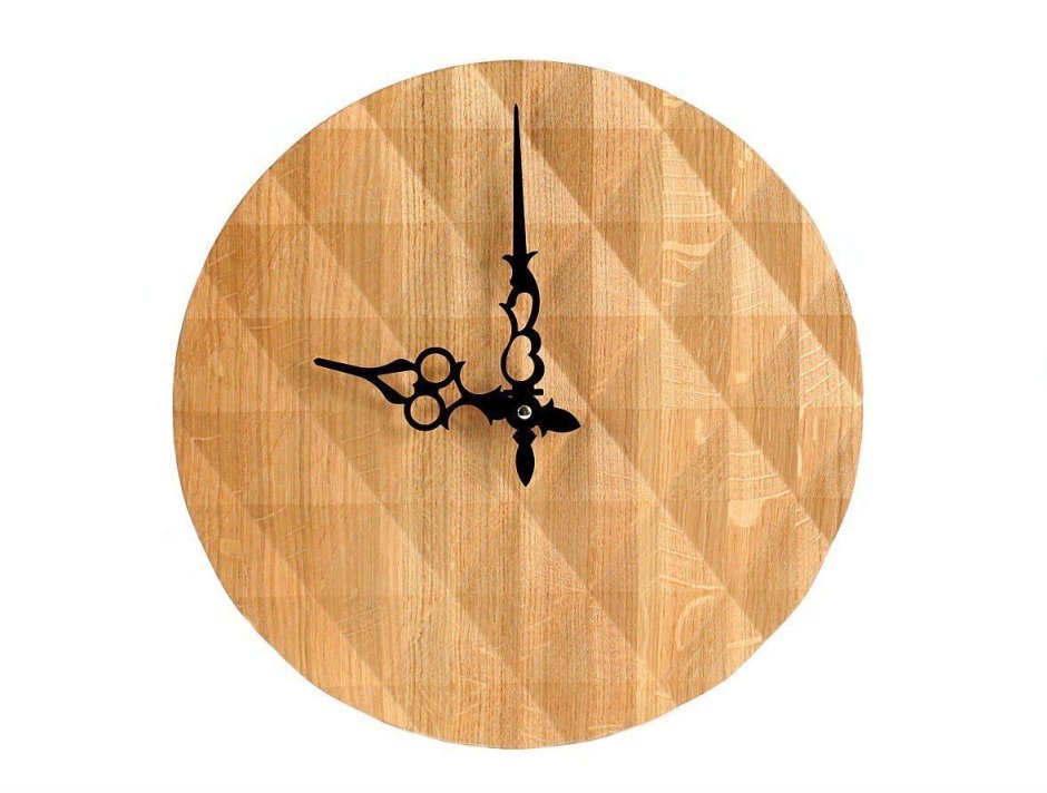 Дизайнерские часы из дерева