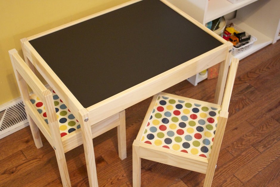 Набор детской мебели *Heart*(стол+2 стула+4 ящика) kidkraft