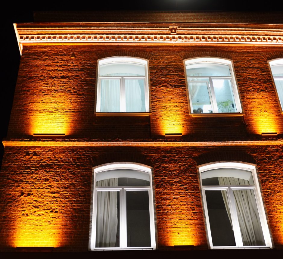 Подсветка зданий и фасадов