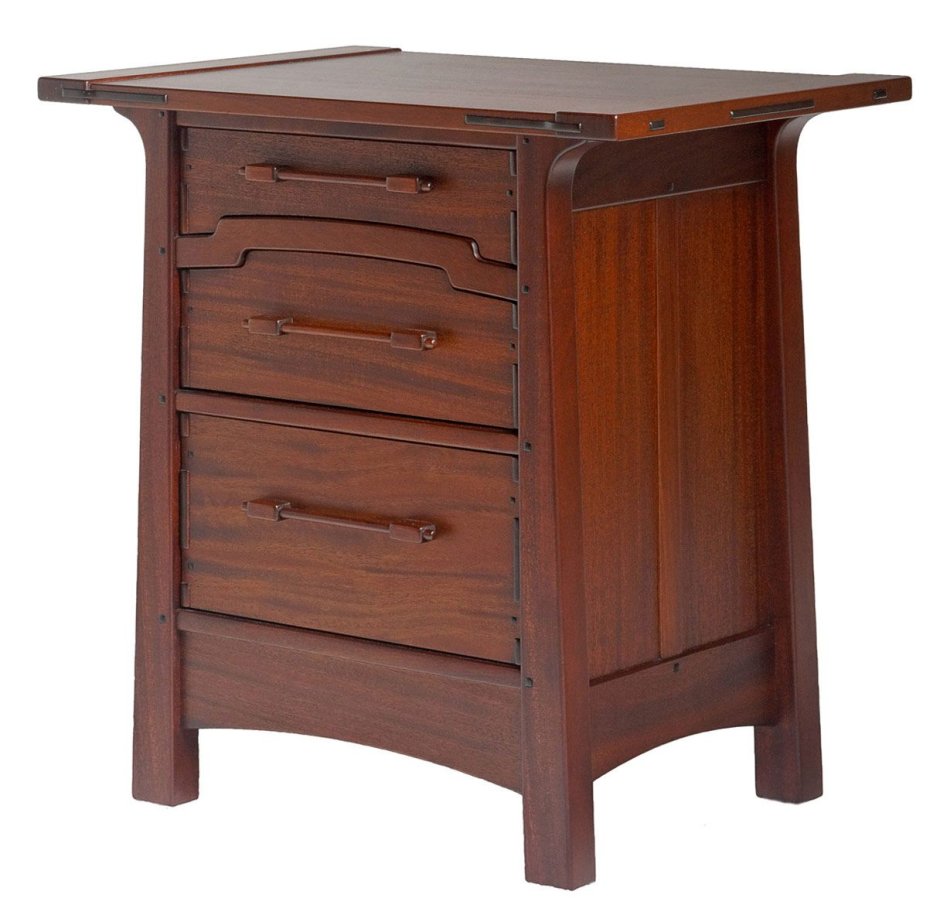 Деревянная тумба с ящиками в столярке