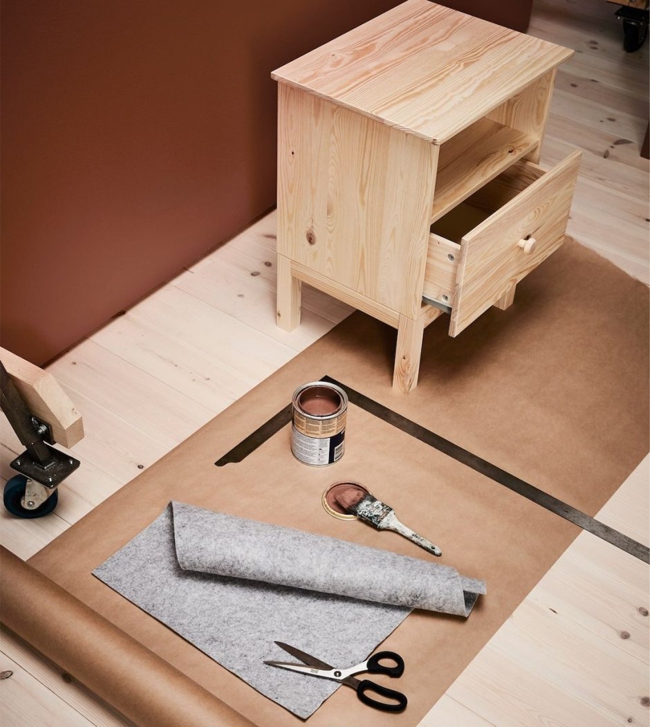 Самодельная тумбочка