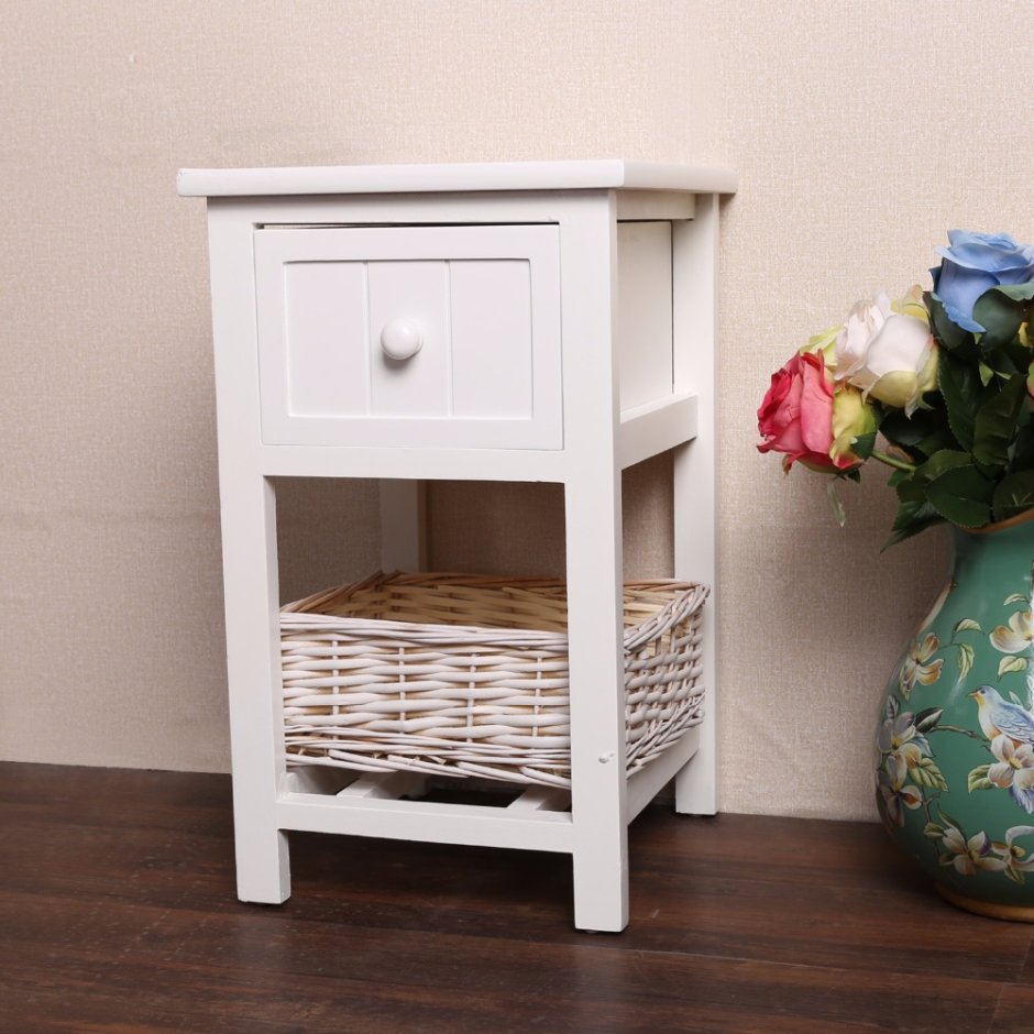 Прикроватная тумбочка из дерева на ножках