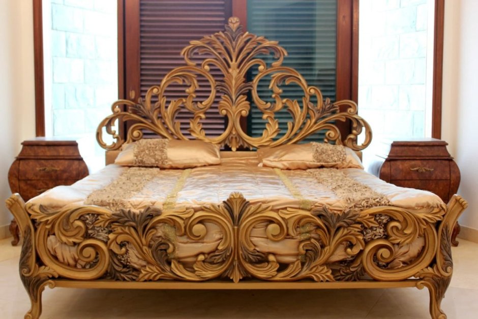 Кровать с дерева резная деревянная