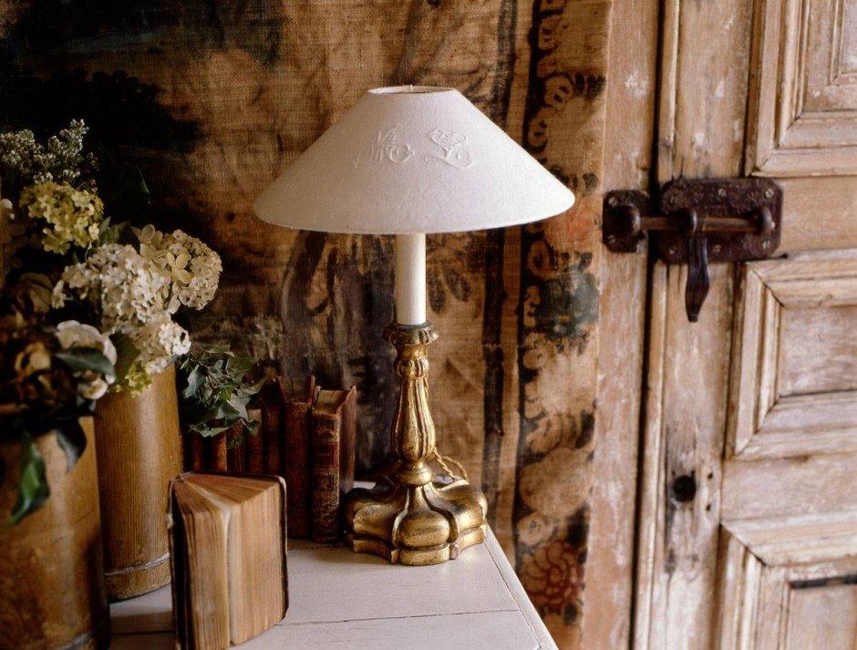 Настольная лампа в стиле Прованс