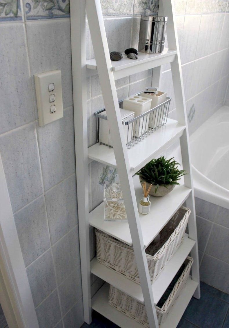 Стеллаж в ванную комнату