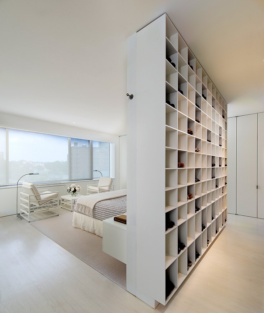 Шкаф-перегородка для зонирования комнаты