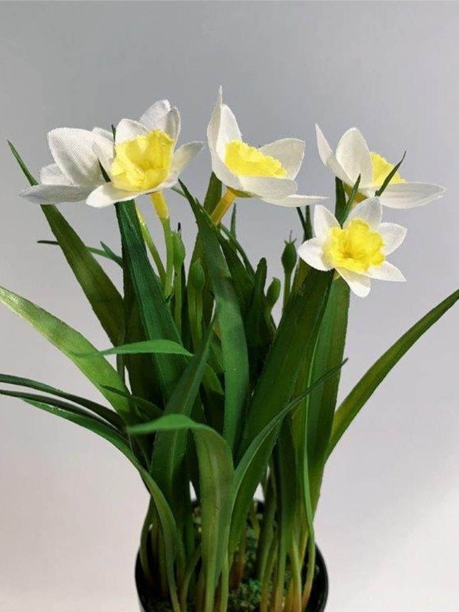 Искусственные цветы нарциссы