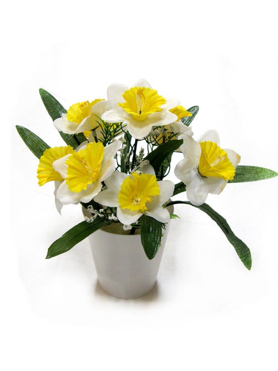 Корзинка с нарциссами