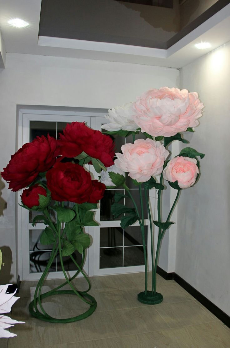 Большие искусственные цветы