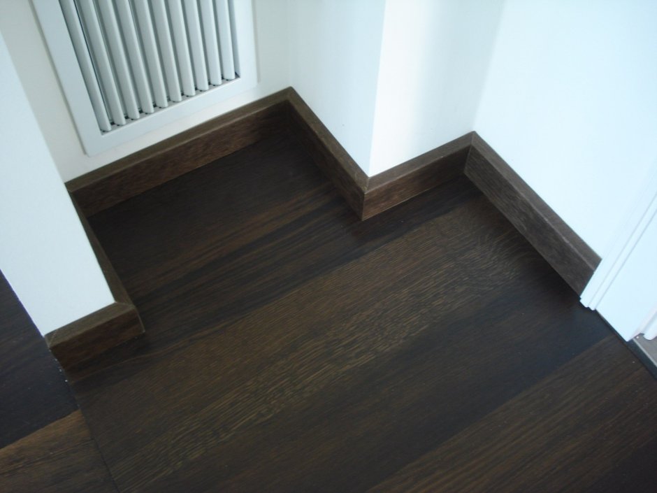 Плинтус для ламината широкий