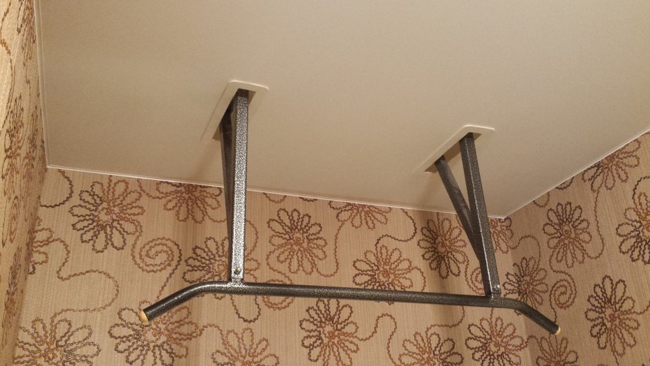 Подвесные качели в интерьере