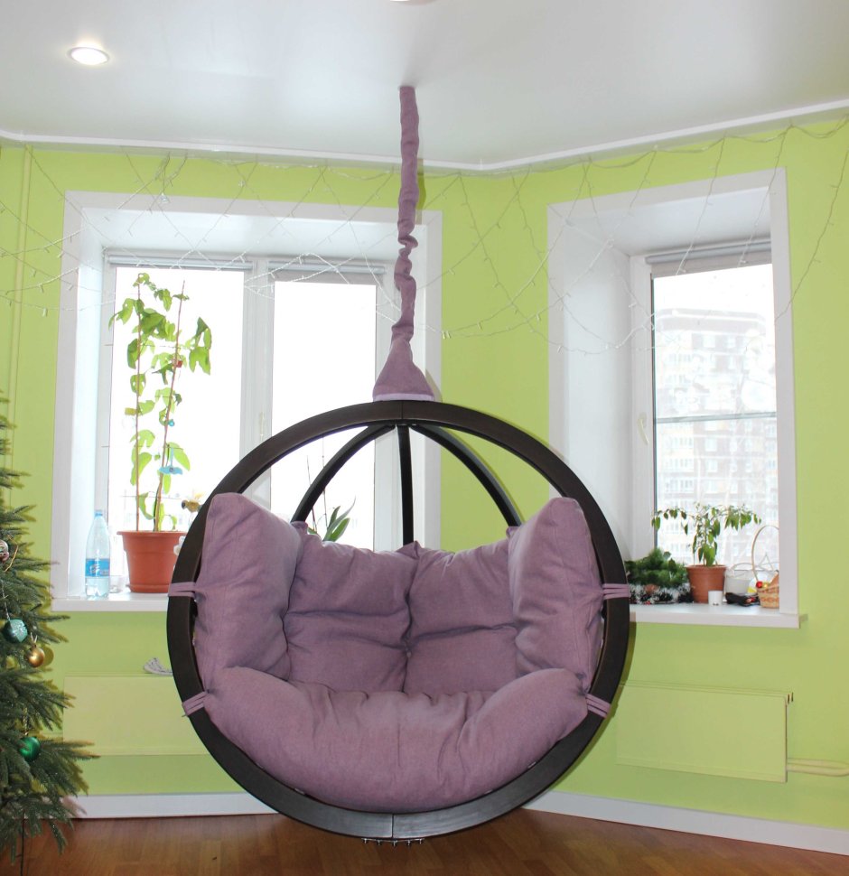 Подвесить на потолок в детскую