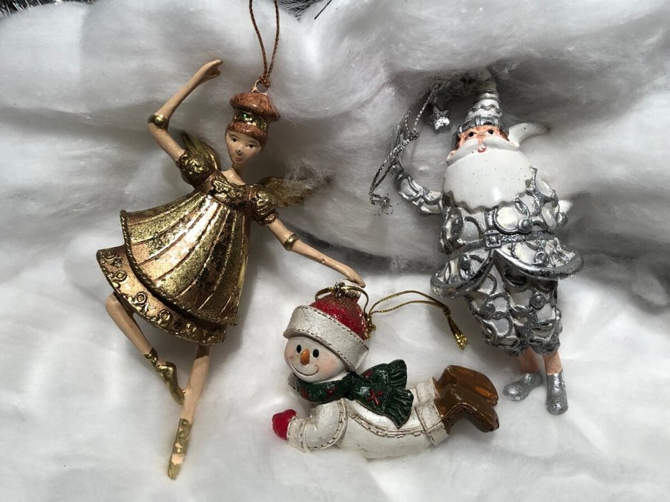 Новогодние украшения золото