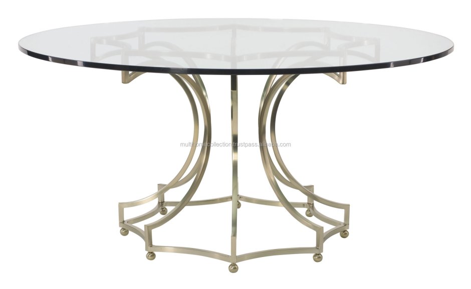 Круглый стол с металлическими ножками