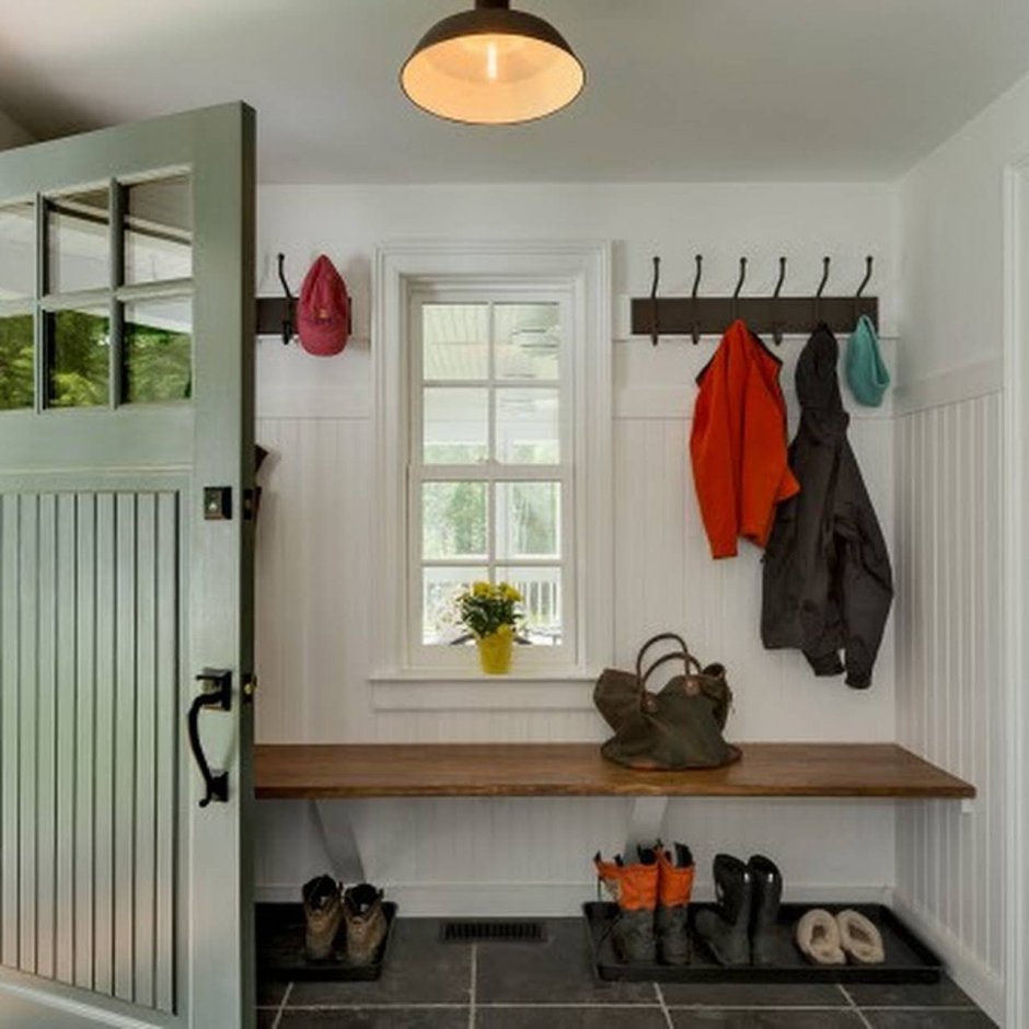 Прихожая на даче