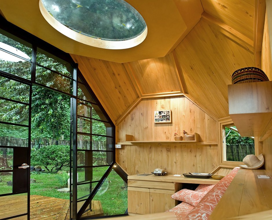 Небольшой дачный домик