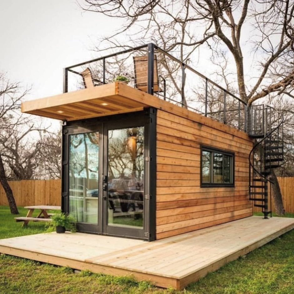 Мини домик на участке