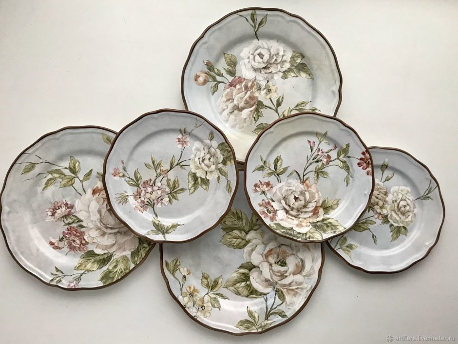 Даминова Флера роспись посуды