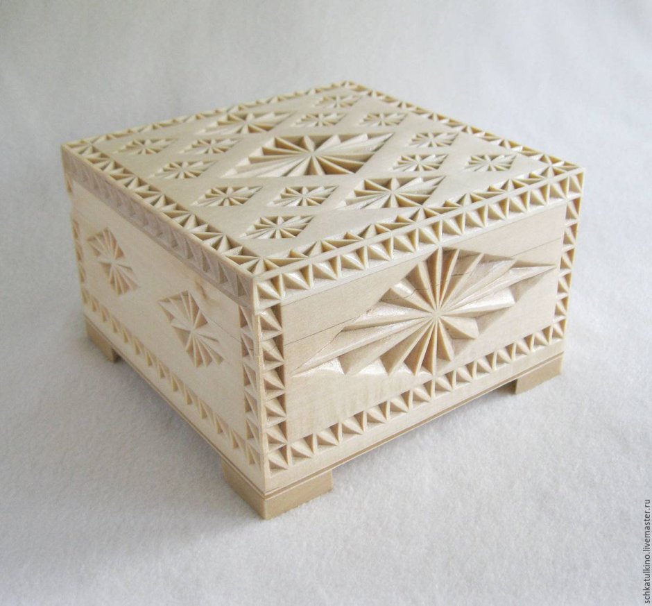 Вырезные шкатулки