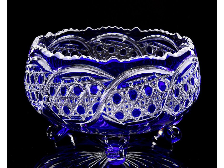 Красивая ваза с цветами