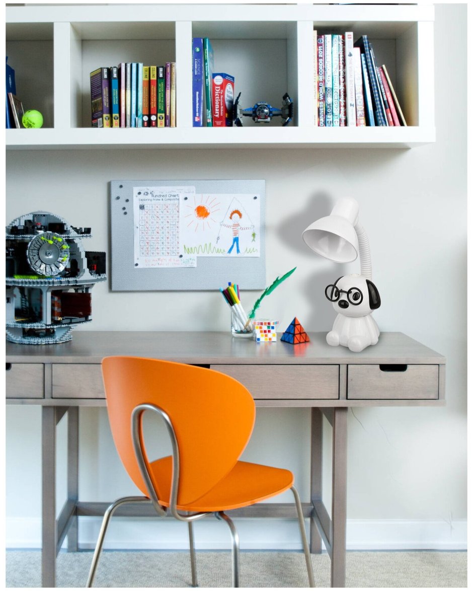 Письменный стол с полками