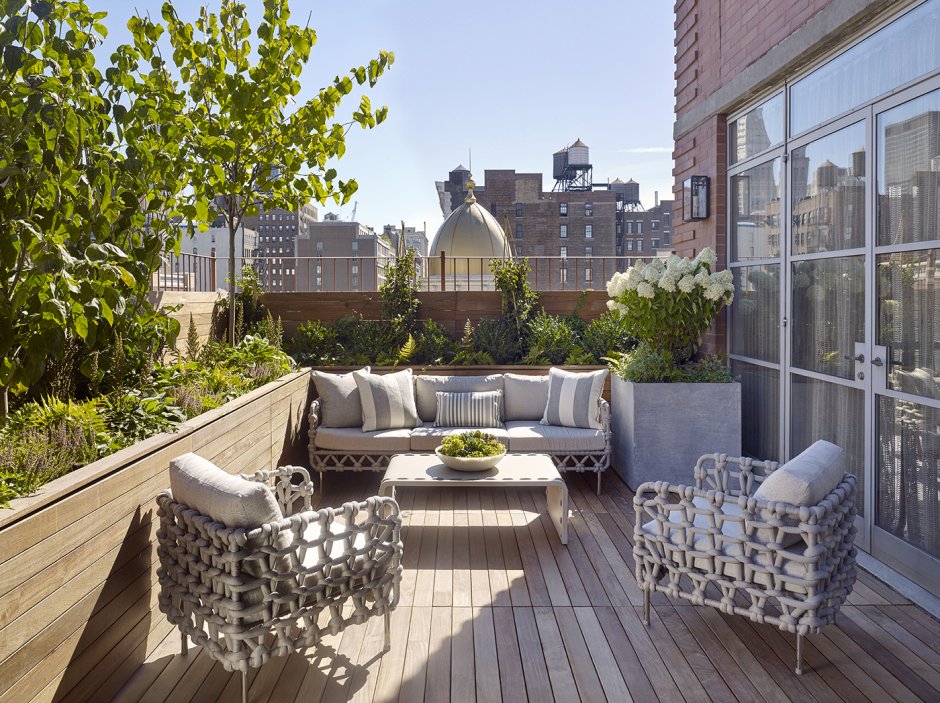 Терраса в серых тонах