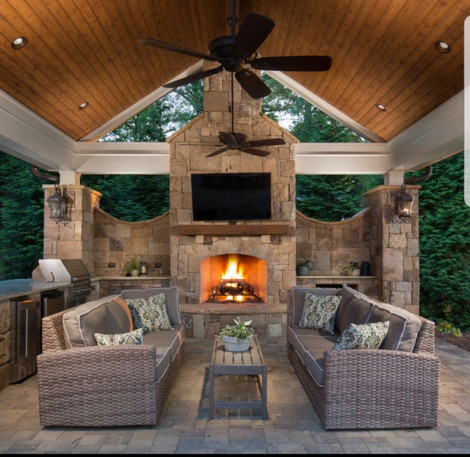 Беседка в стиле лофт с мангальной зоной