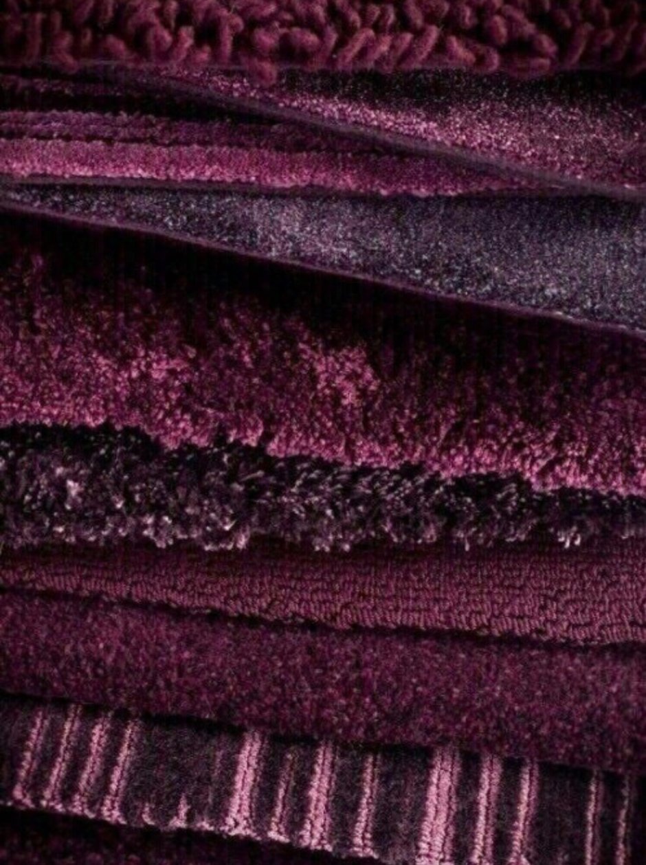 Бордово фиолетовый