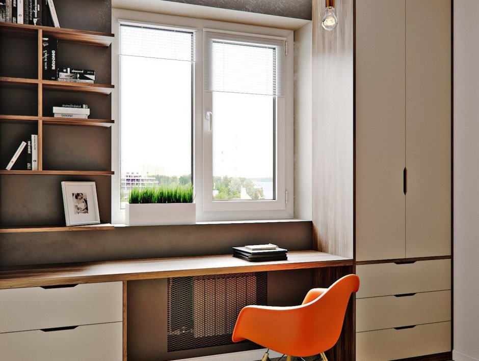 Стол-подоконник в детской