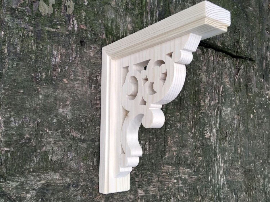 Самодельные деревянные карнизы для штор