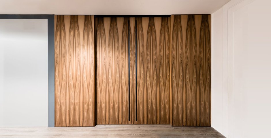 Двери Леруа Мерлен жалюзийные 1720x500