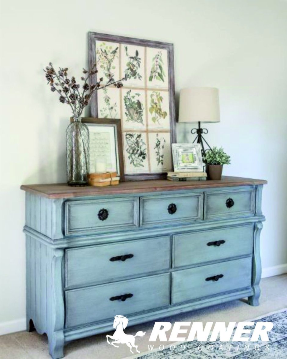 Состаренный комод