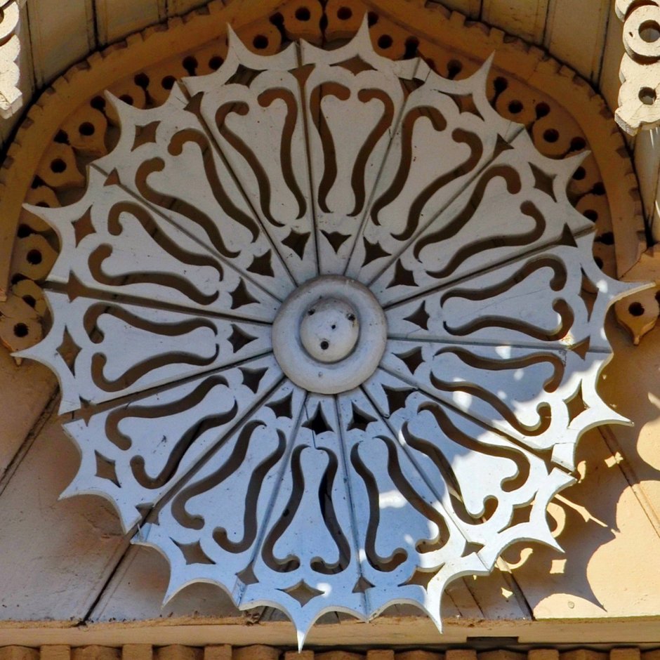 Храм на рассвете