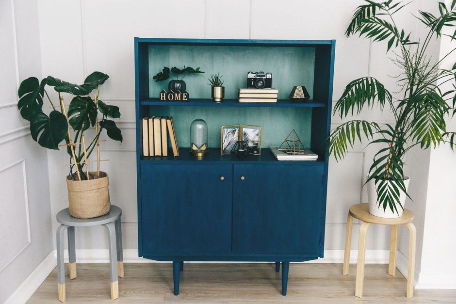 Советский сервант в современном интерьере