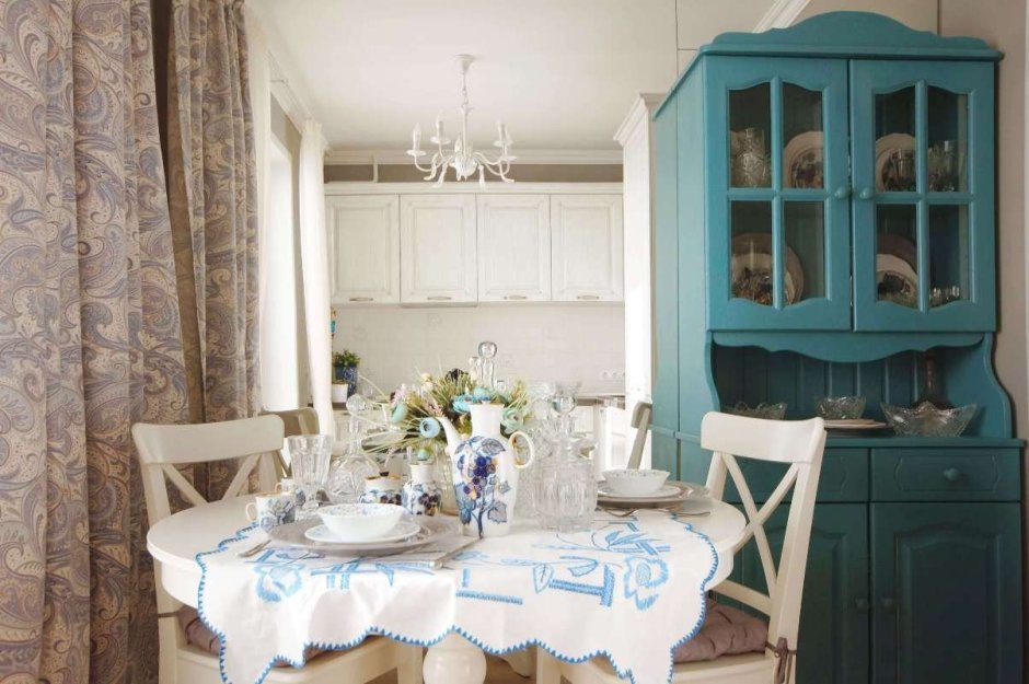 Кухни в стиле Прованс бирюза в интерьере