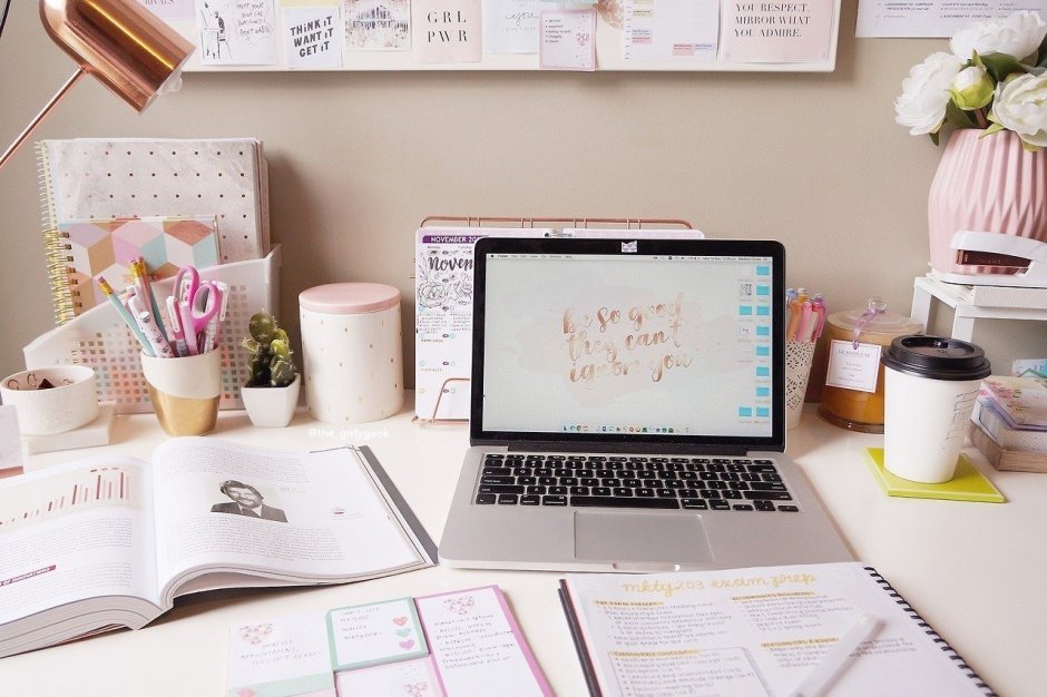 Декор комнаты для учебы