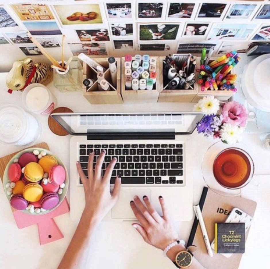 Рабочий стол для учебы