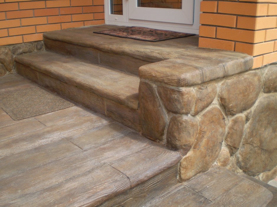 Отделка фундамента под камень