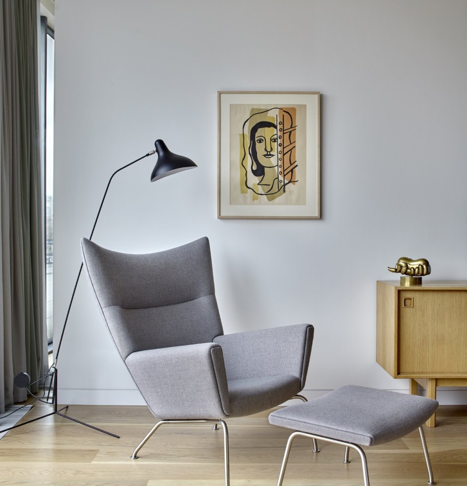 Кресло для интерьера квартиры