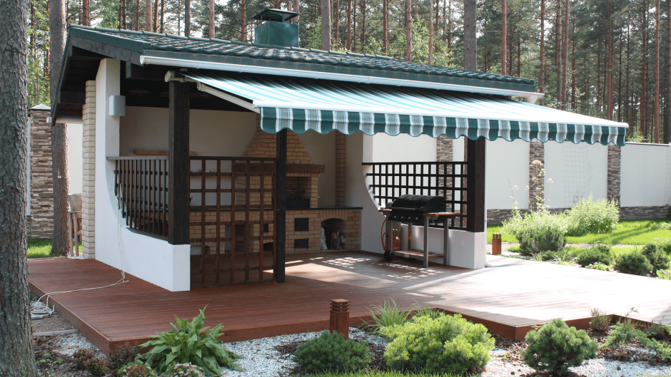 Беседка с барбекю