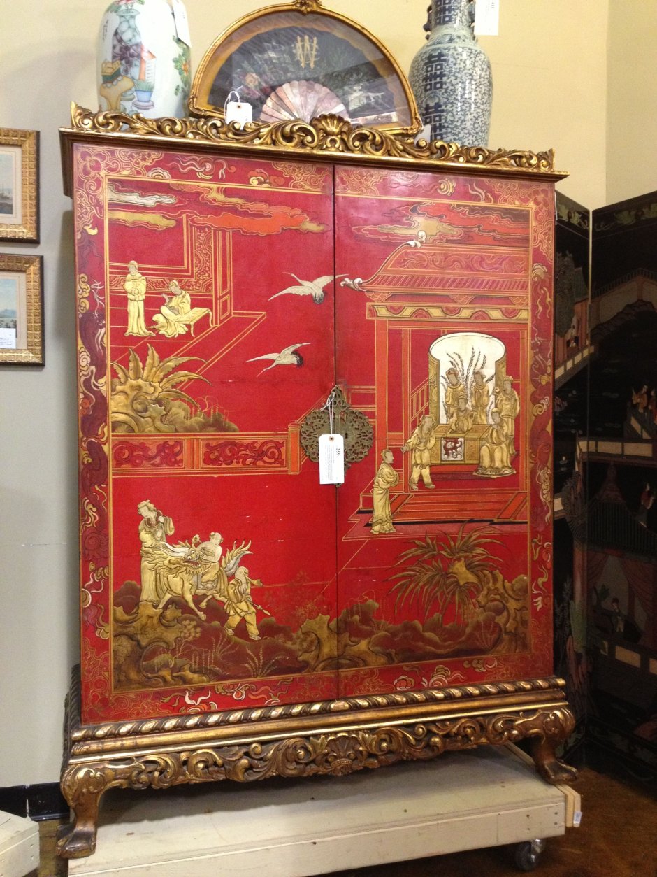 Китайский шкаф Шинуазри