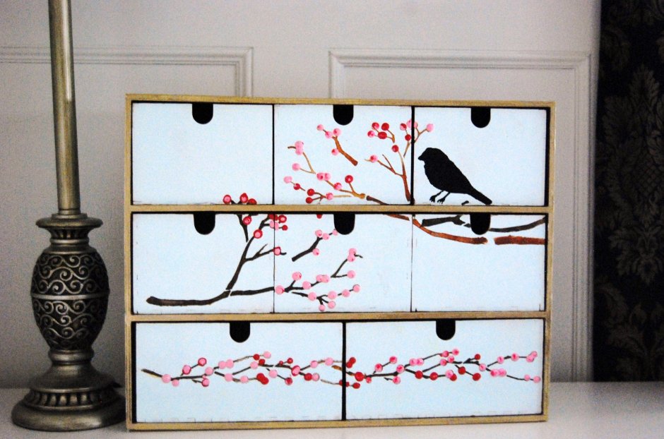 Преобразить старый комод