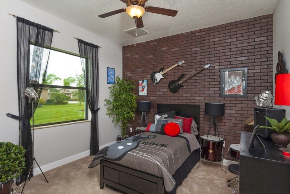 Комната мальчика в стиле рок