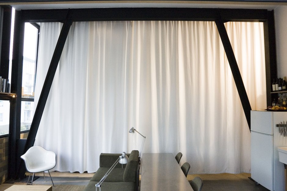 Разделительная штроав в комнату